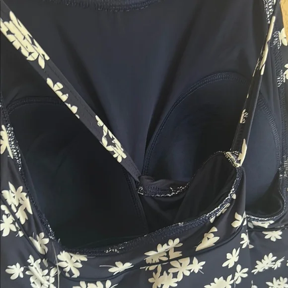 NWT Lands End swim dress - Picture 5 of 8